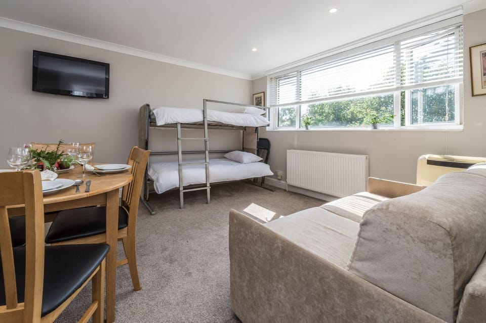 Living room, Bedroom