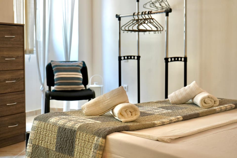 Bed, Photo of the whole room, Bedroom, towels, wardrobe