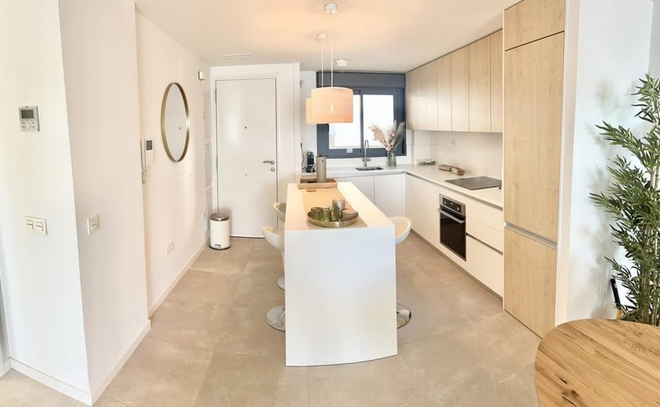 Property building, Kitchen or kitchenette, Living room