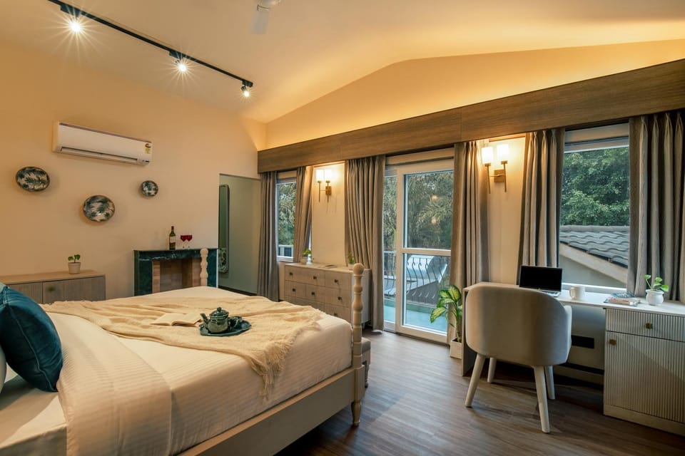 Bed, Living room, Photo of the whole room, Seating area, Dining area, Bedroom, air conditioner