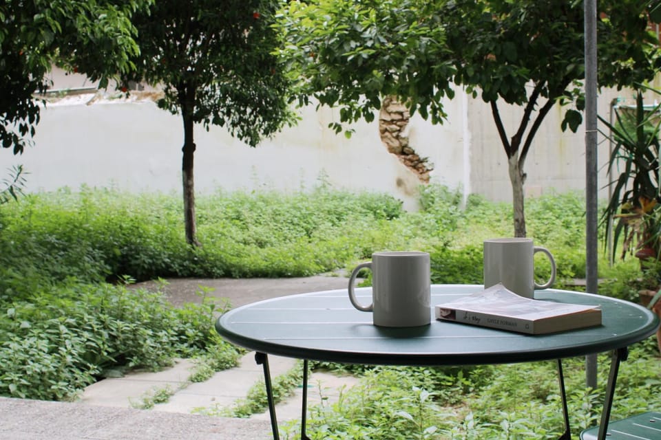 Spring, Day, Garden, Coffee/tea facilities, Dining area, Garden view