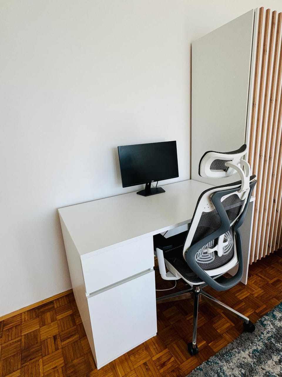 Place of worship, Living room
