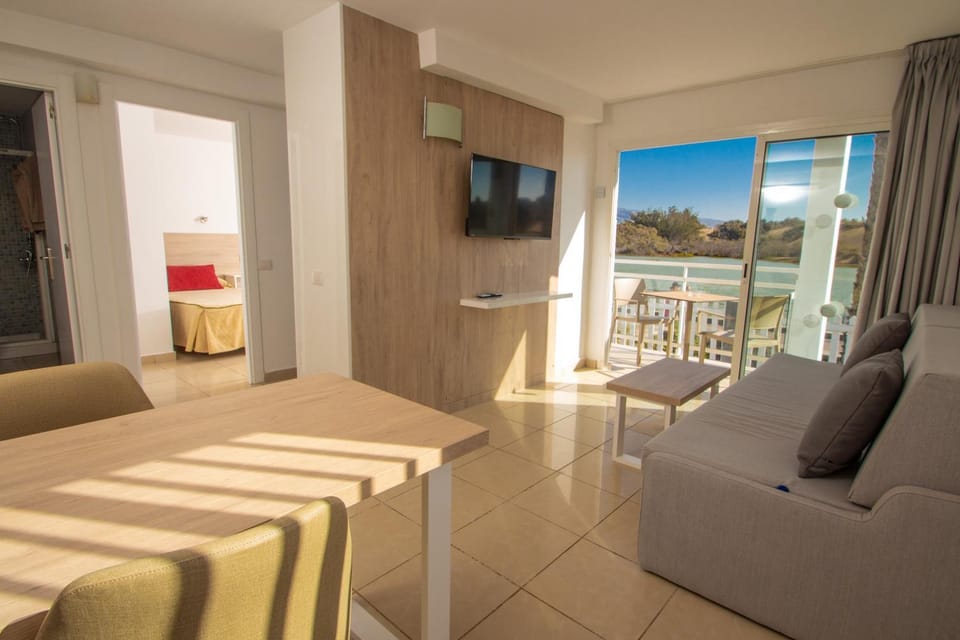 Living room, Sea view