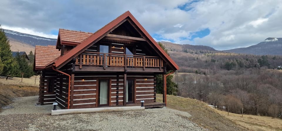 Property building, Natural landscape