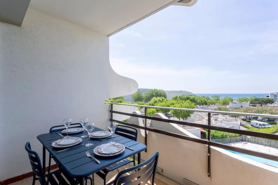 Chez Olivier - Magnifique studio avec piscine, vue sur la mer et parking Apartment in La Grande-Motte