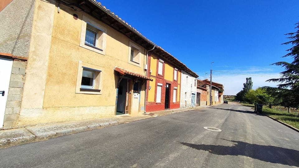 Property building, Street view