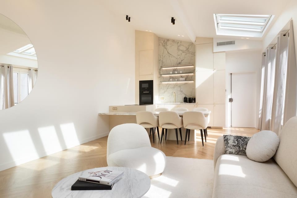 Living room, Dining area