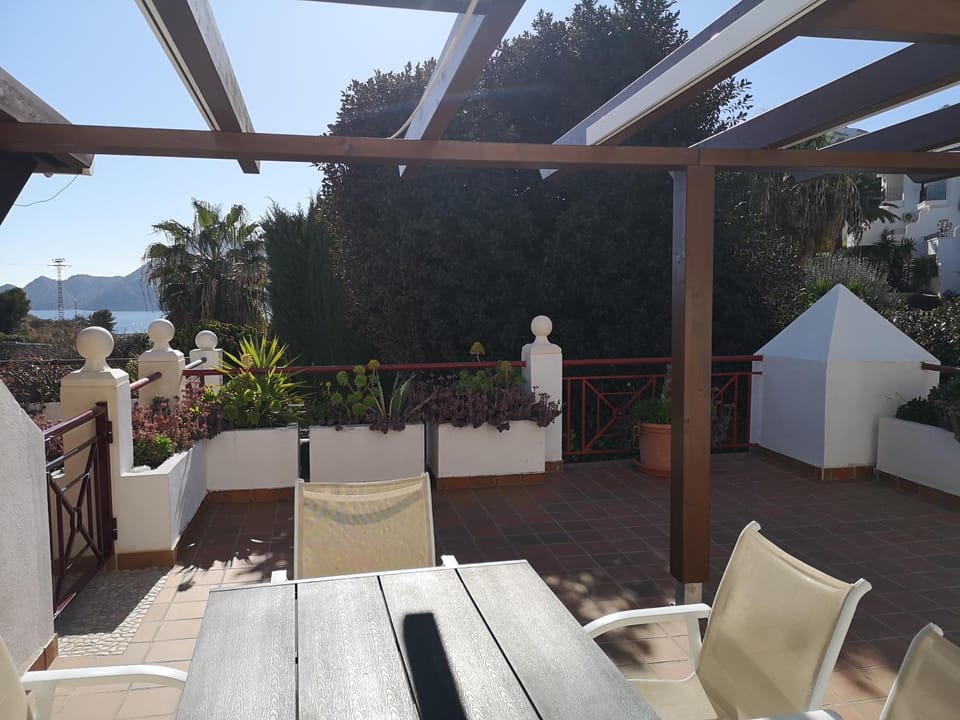 View (from property/room), Balcony/Terrace, Balcony/Terrace, Dining area