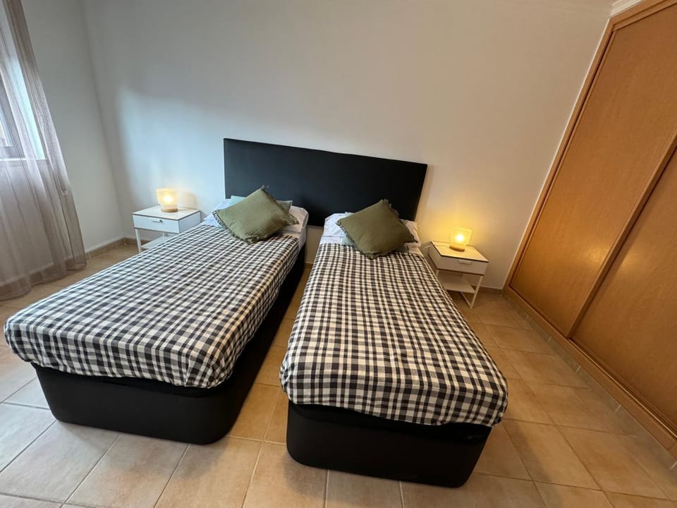 Sunflower Apartment Apartment in Faro District