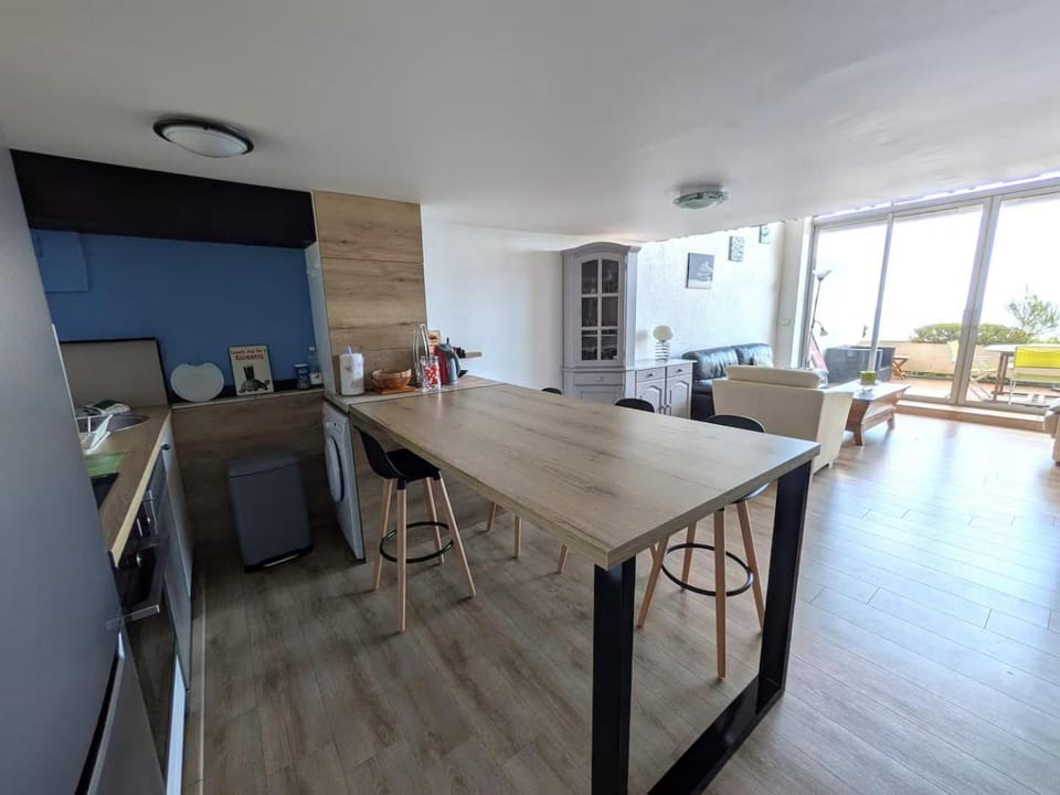 Appartement Corail, vue plongeante sur la mer Apartment in Fréjus