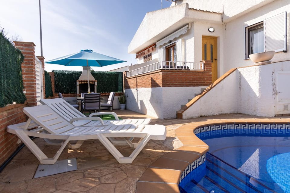 CAMINS - Casa en Riumar con piscina privada House in Baix Ebre