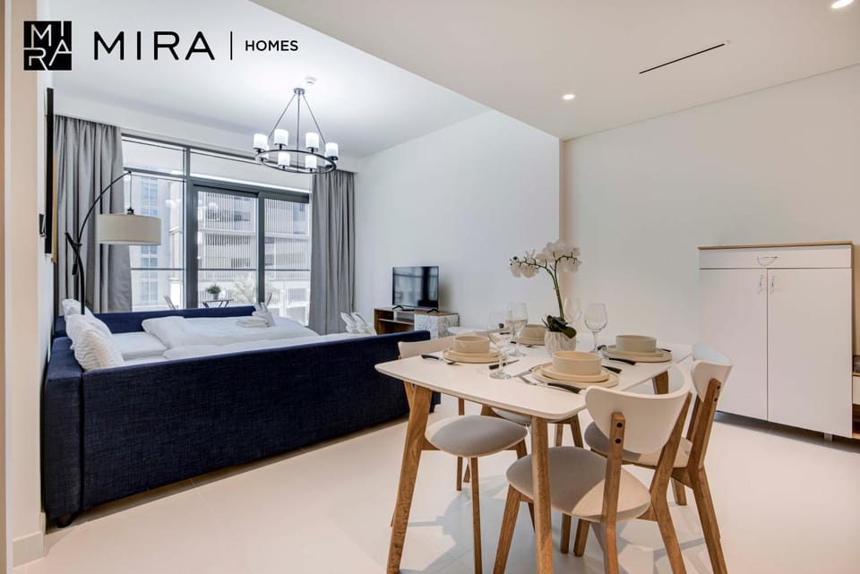 Kitchen or kitchenette, Living room, Seating area