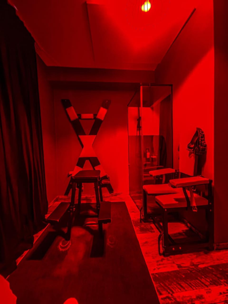 Kinky Room Brașov Apartment in Brasov
