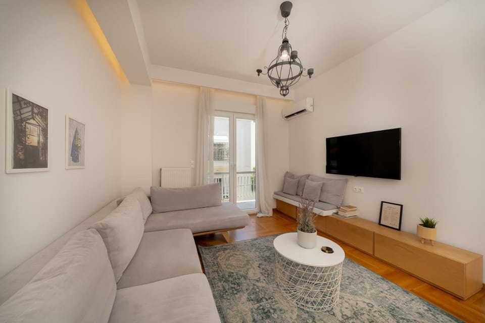 TV and multimedia, Living room, air conditioner