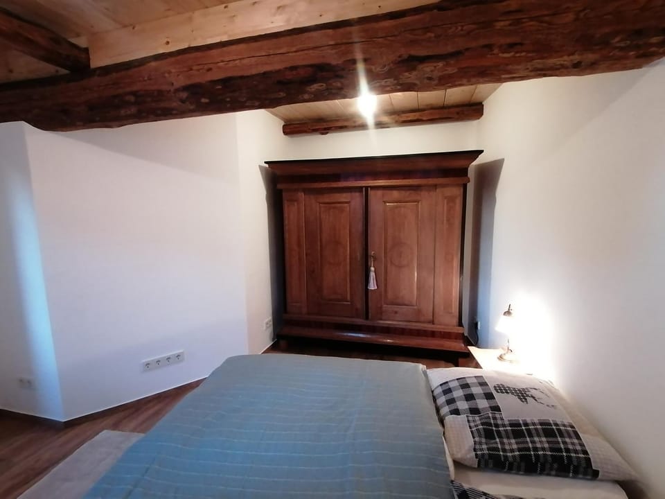 Bed, Bedroom, wardrobe