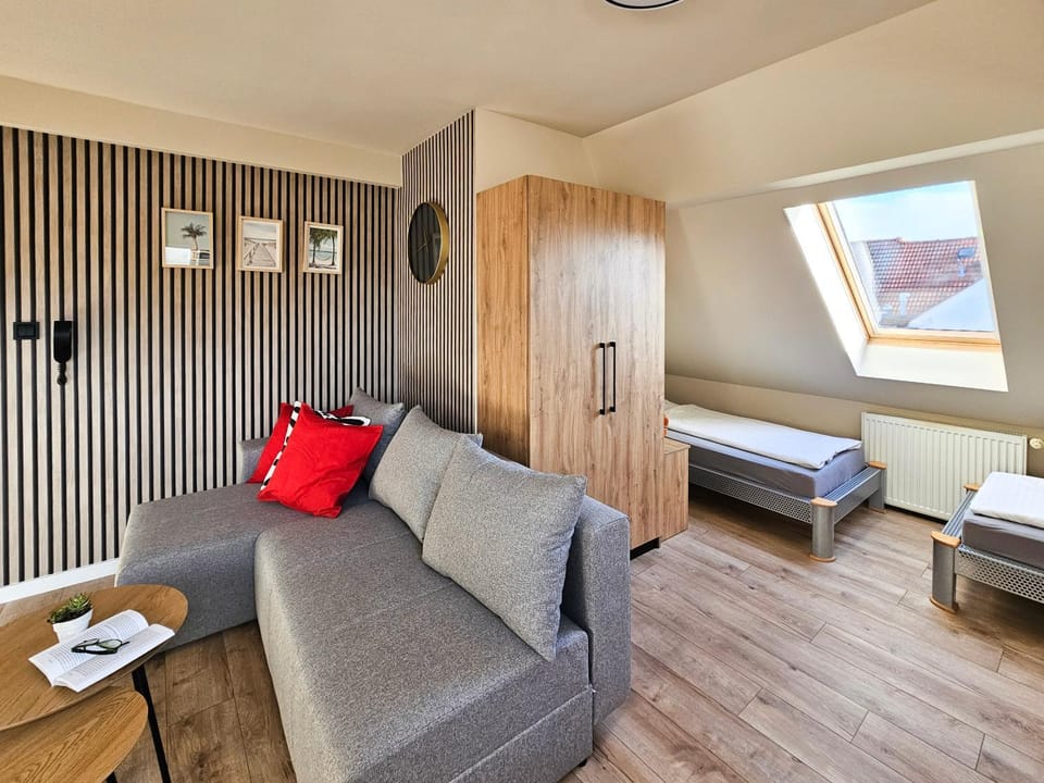 Living room, Bedroom