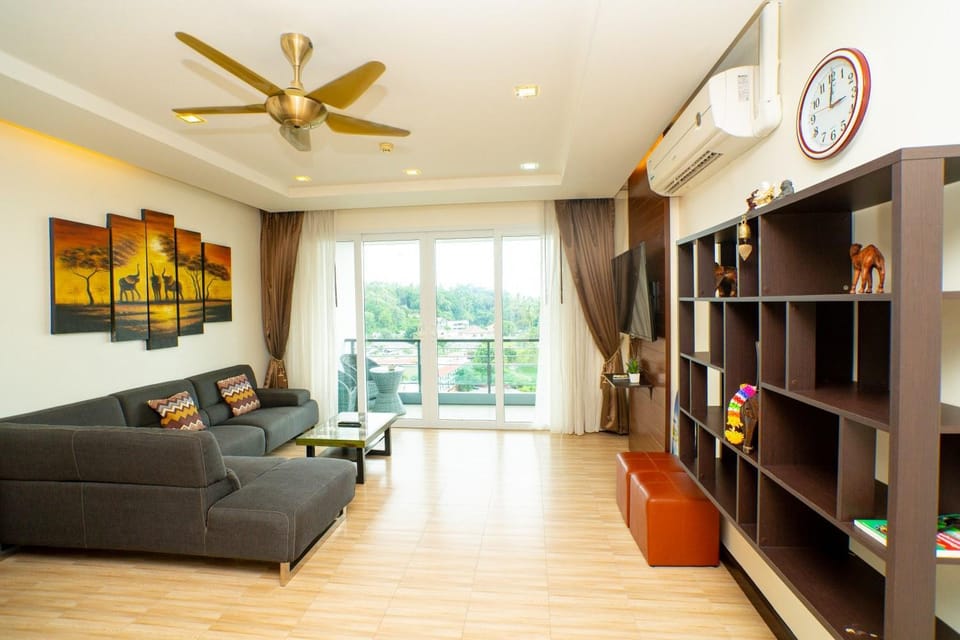 Seaside Haven Karon Apartment in Phuket