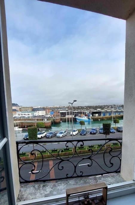View (from property/room), City view