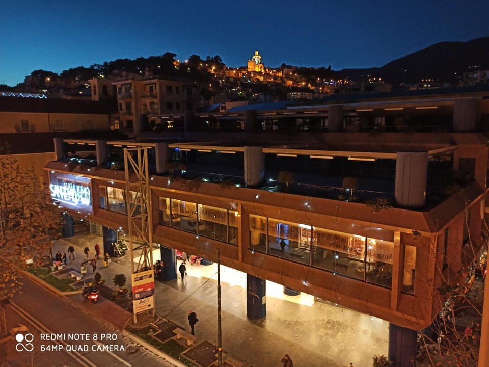 Night, Neighbourhood, Natural landscape, City view, Mountain view, Street view, Location, Parking