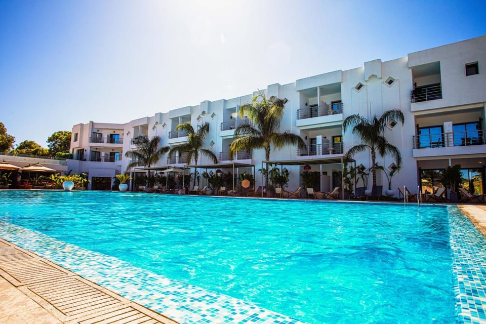 Property building, Swimming pool