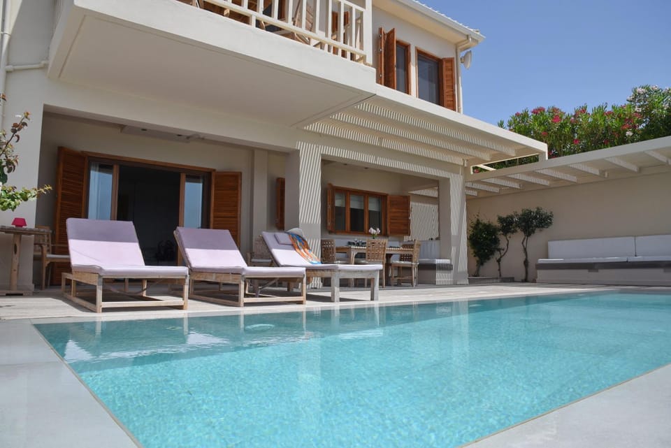 Property building, sunbed, sunbed