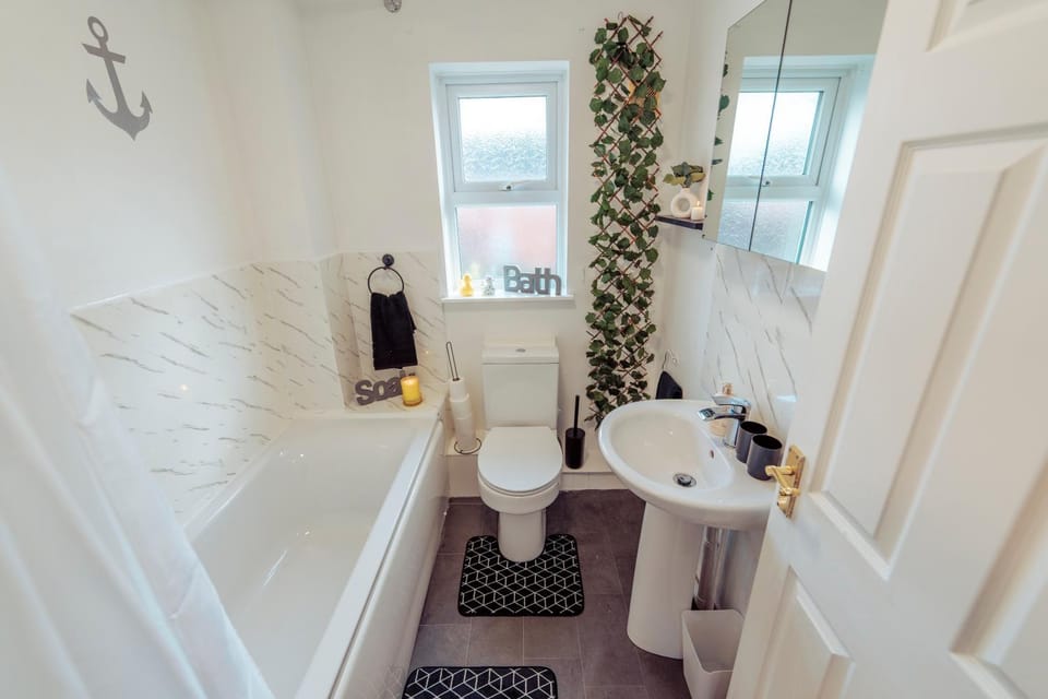 2 Bedroom Peaceful Home, Colchester House in Colchester