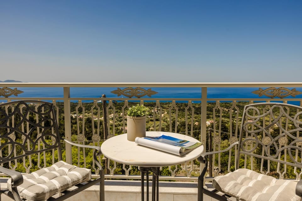 Patio, Day, Natural landscape, View (from property/room), Balcony/Terrace, Sea view