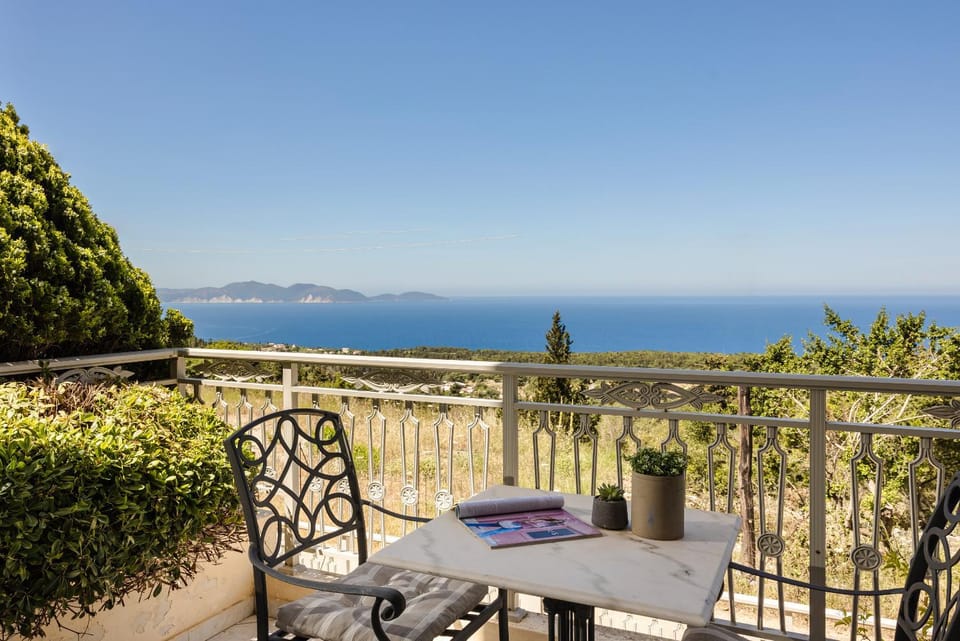 View (from property/room), Balcony/Terrace, Sea view