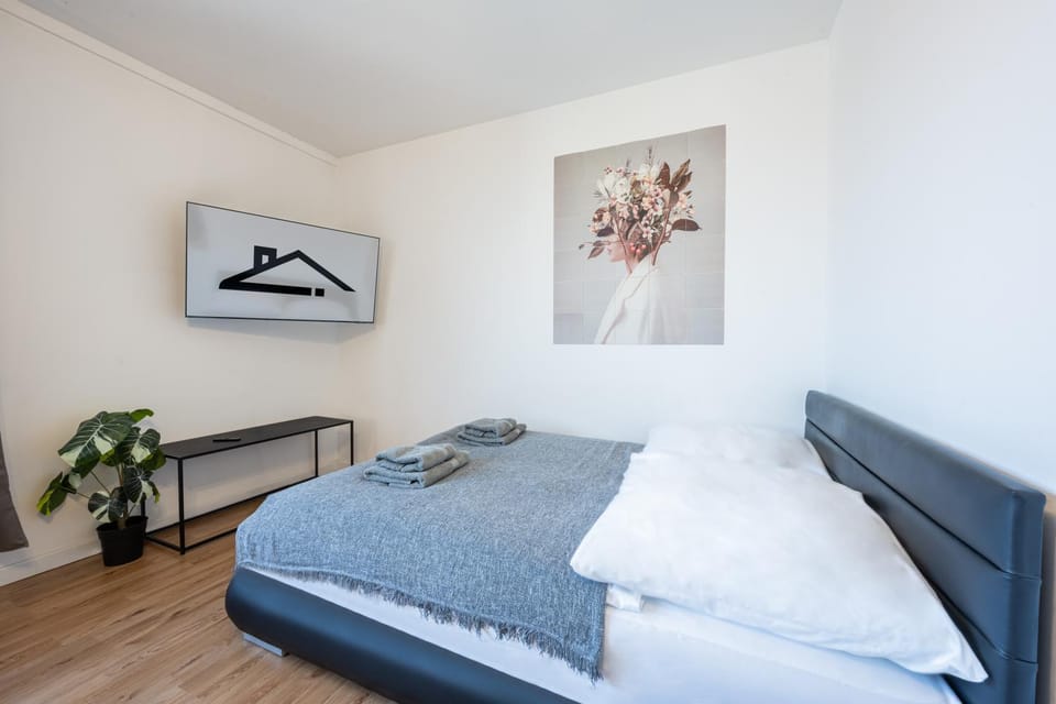 TV and multimedia, Bedroom