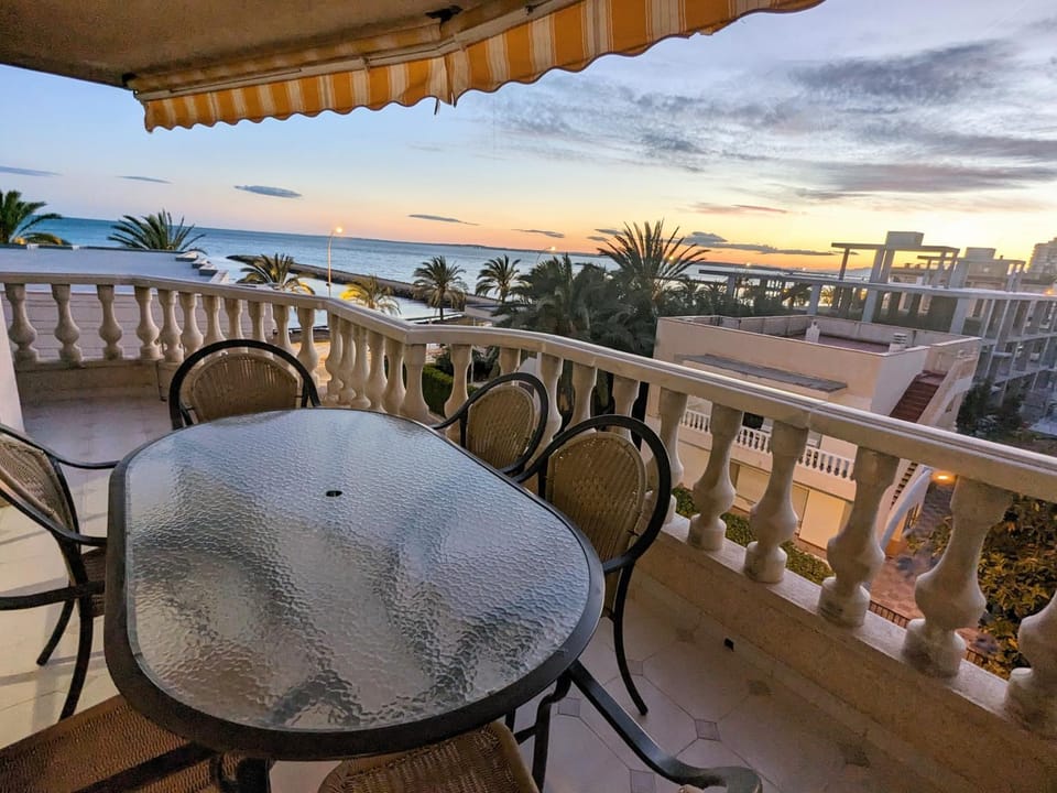 Natural landscape, View (from property/room), Balcony/Terrace, Sea view