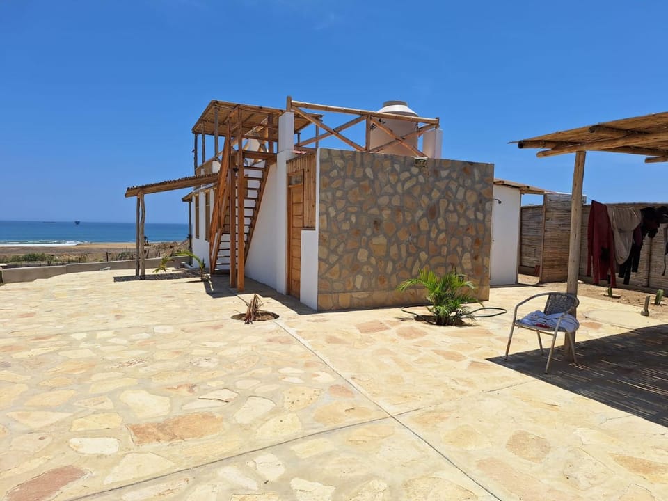 Property building, Patio, Balcony/Terrace, Balcony/Terrace, Sea view