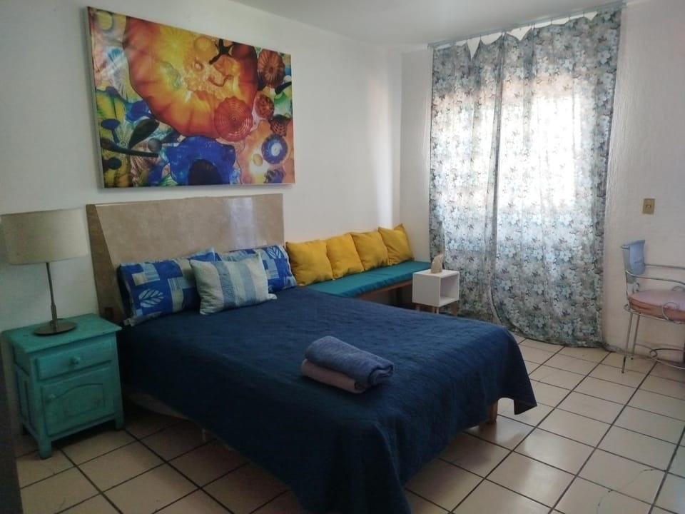 Habitación privada en casa de huespedes Vacation rental in Guadalajara