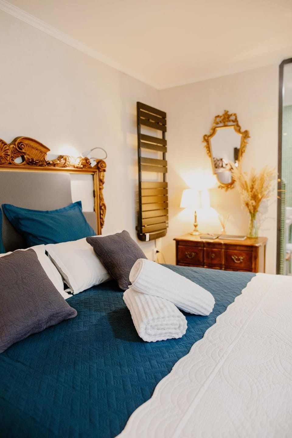 Suite de Diane Jacuzzi - Premiere conciergerie Apartment in Nimes