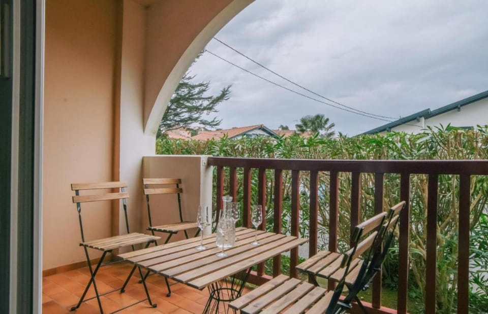 T2 moderne à 900m des plages Apartment in Bidart