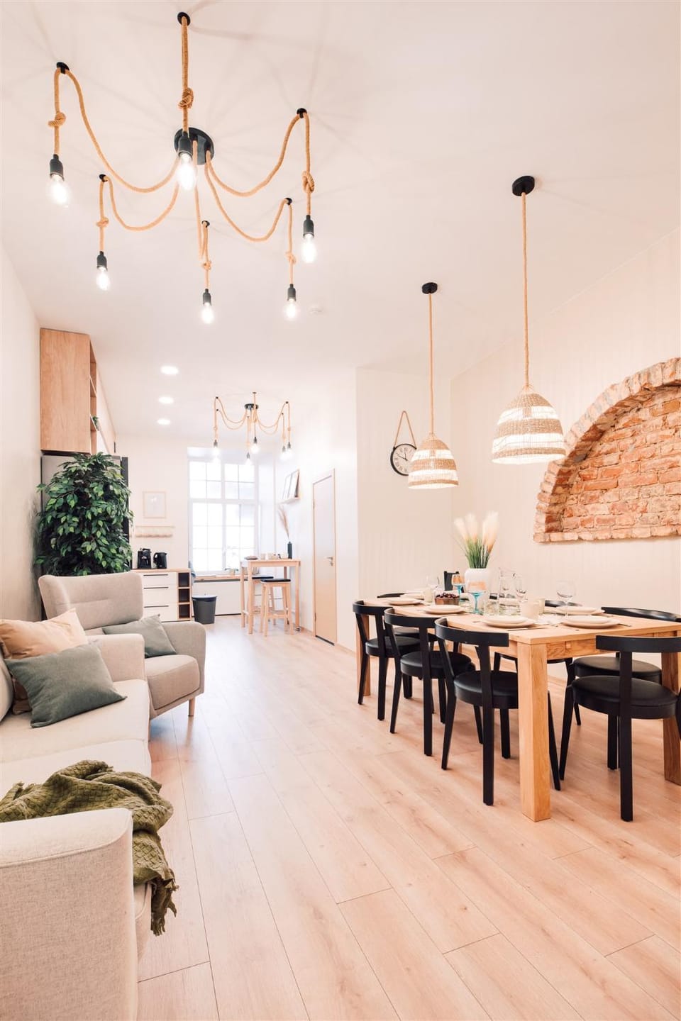 Living room, Seating area, Dining area