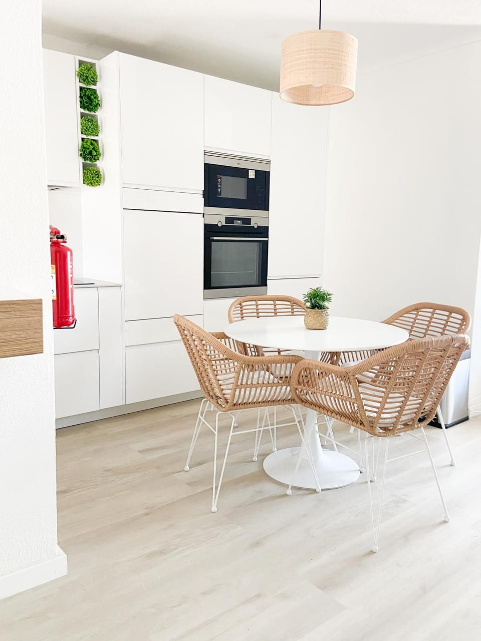 Dining area, minibar, stove