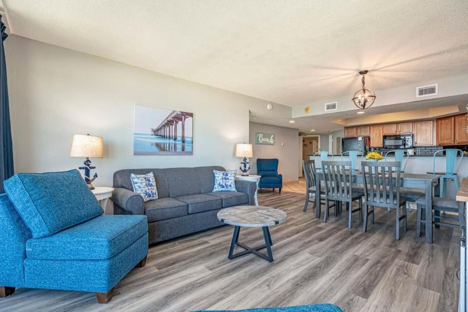 AMAZING OCEAN VIEWS Remodeled Bay View 803 House in Myrtle Beach