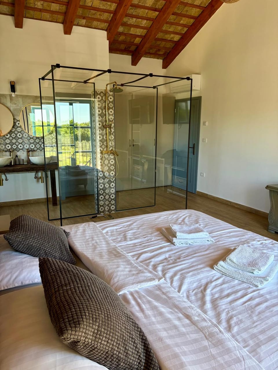Villa Francesca with Private Pool & Designer Interior Villa in Istria County