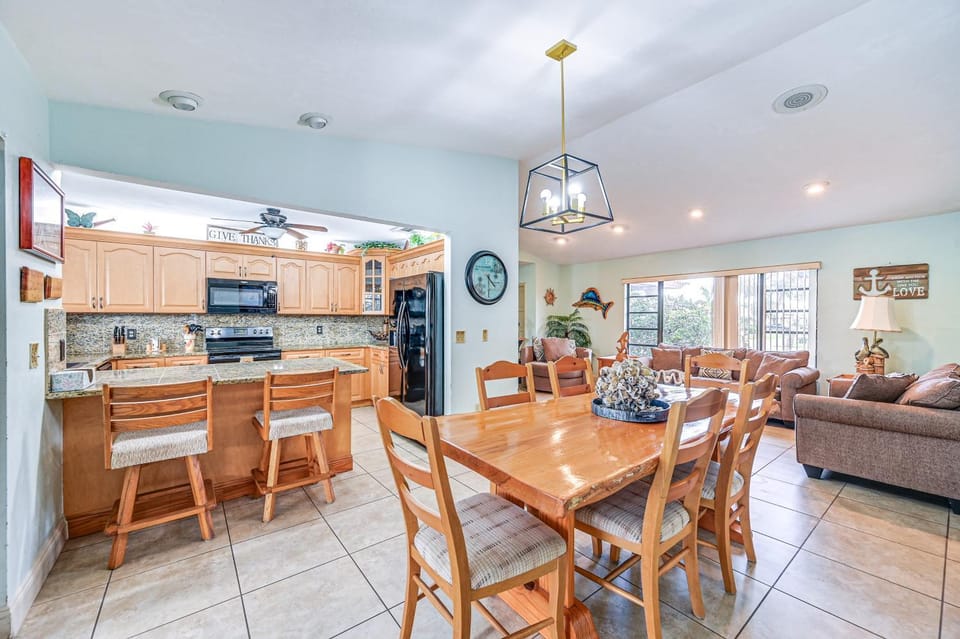 Marco Island Home w/ Private Pool & Water Views! House in Marco Island