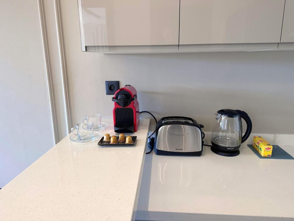 Coffee/tea facilities, Kitchen or kitchenette, toaster
