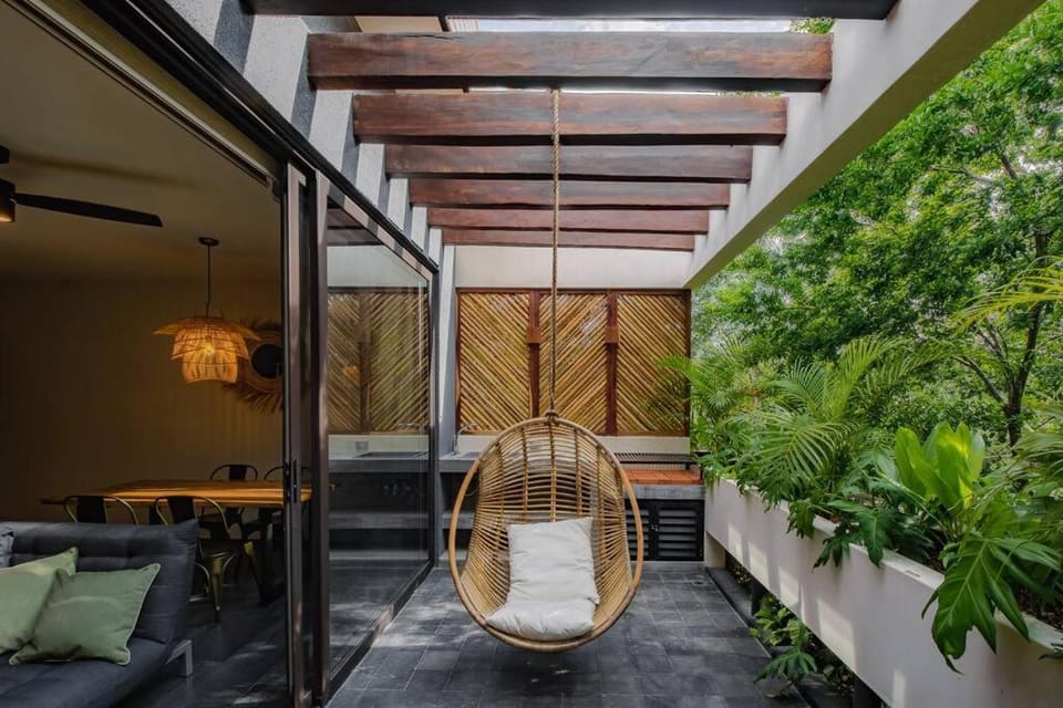 Patio, Seating area