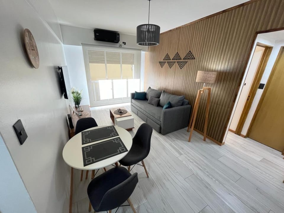 Living room, Seating area, Dining area, hair dresser