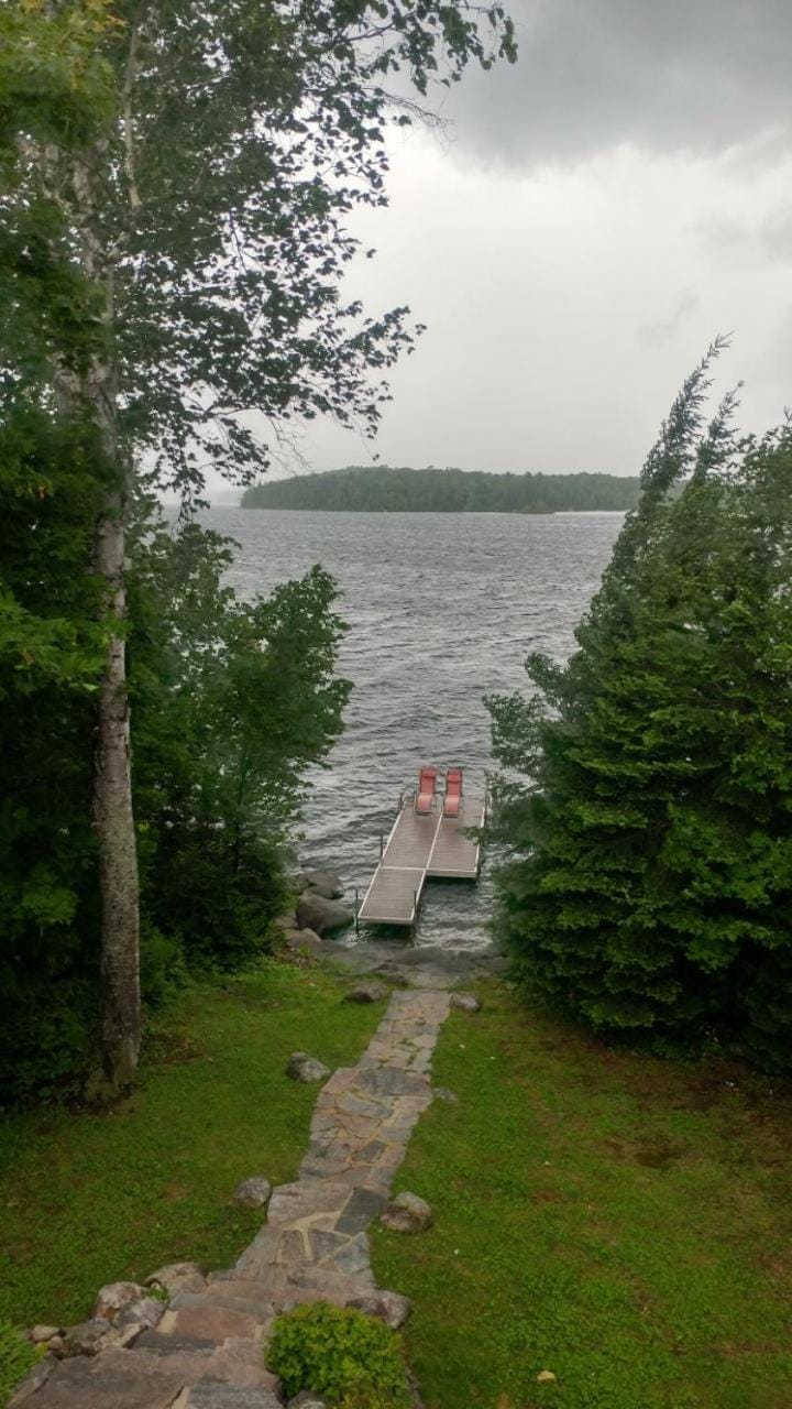 Chalet des bouleaux Chalet in Ontario