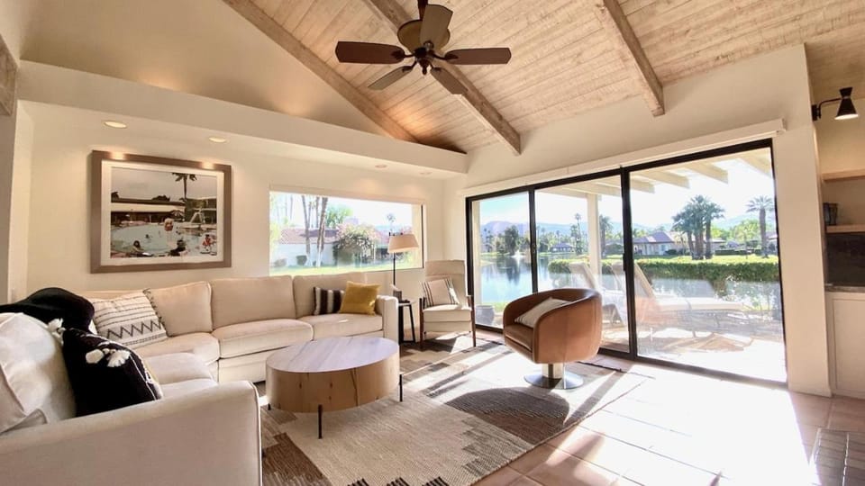 AQUA VISTA: Spectacular Condo, 2 EnSuites, Inspiring Views, Large Patio. Managed by Greenday House in Rancho Mirage