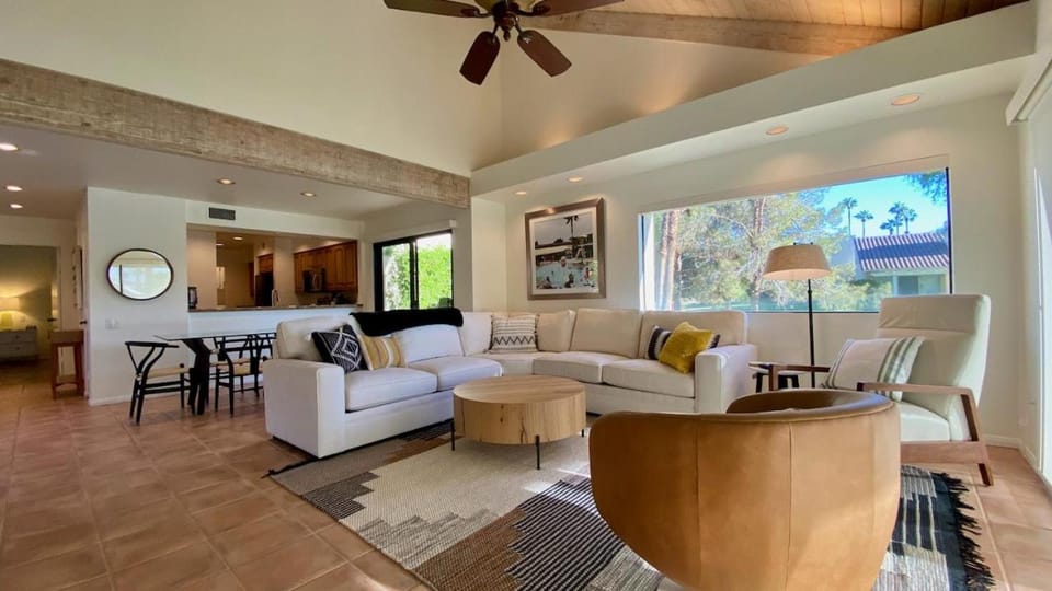 AQUA VISTA: Spectacular Condo, 2 EnSuites, Inspiring Views, Large Patio. Managed by Greenday House in Rancho Mirage