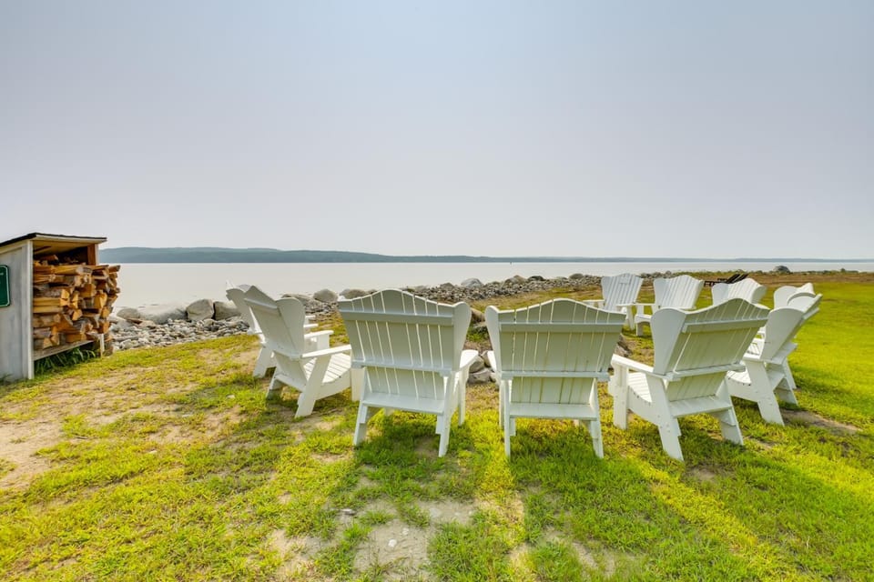 Oceanfront Mid-Coast Maine Home w/ Private Beach! House in Sandy Point