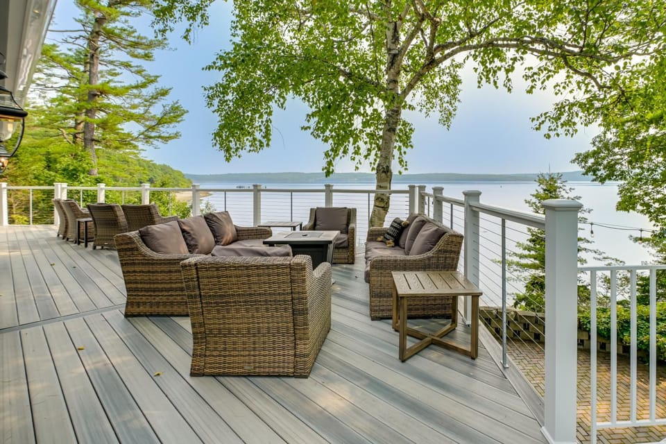 ‘The Beachhouse’ Retreat w/ Prescot Bay Views! Villa in Sandy Point