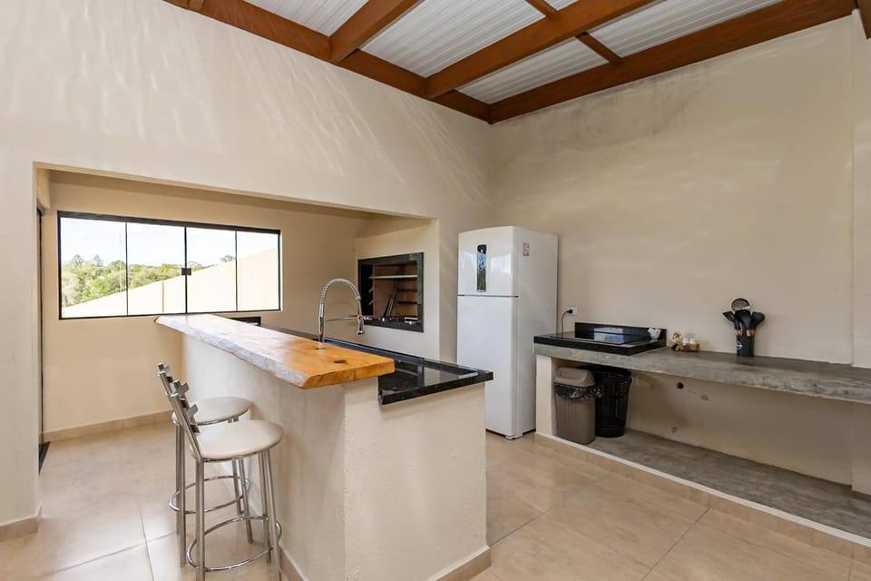 BBQ facilities, Kitchen or kitchenette