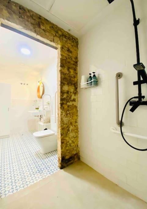 Beautiful LOFT in the HEART of Ruzafa, SOHO Apartment in Valencia