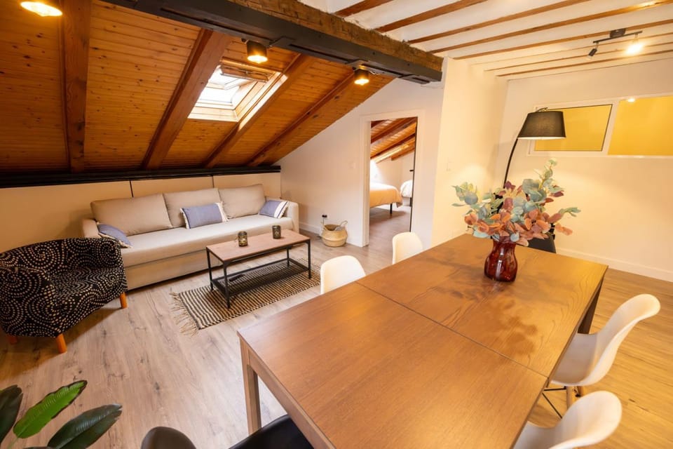 La Buhardilla de los Soportales Apartment in Burgos